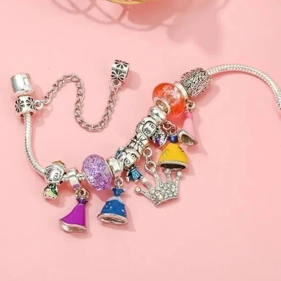 Hot Anime Princesses Hot Bracelet - Picture 3 of 3